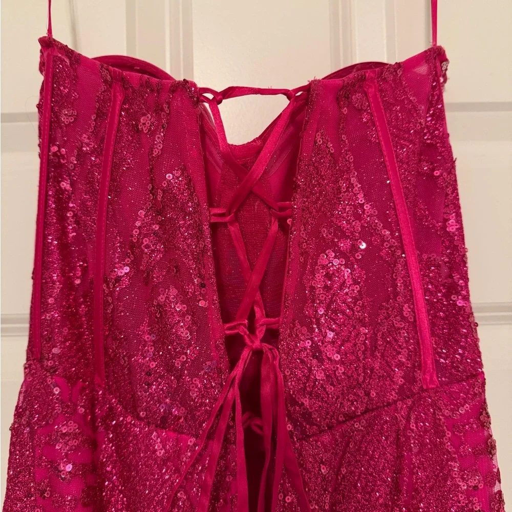 Clarisse bright pink